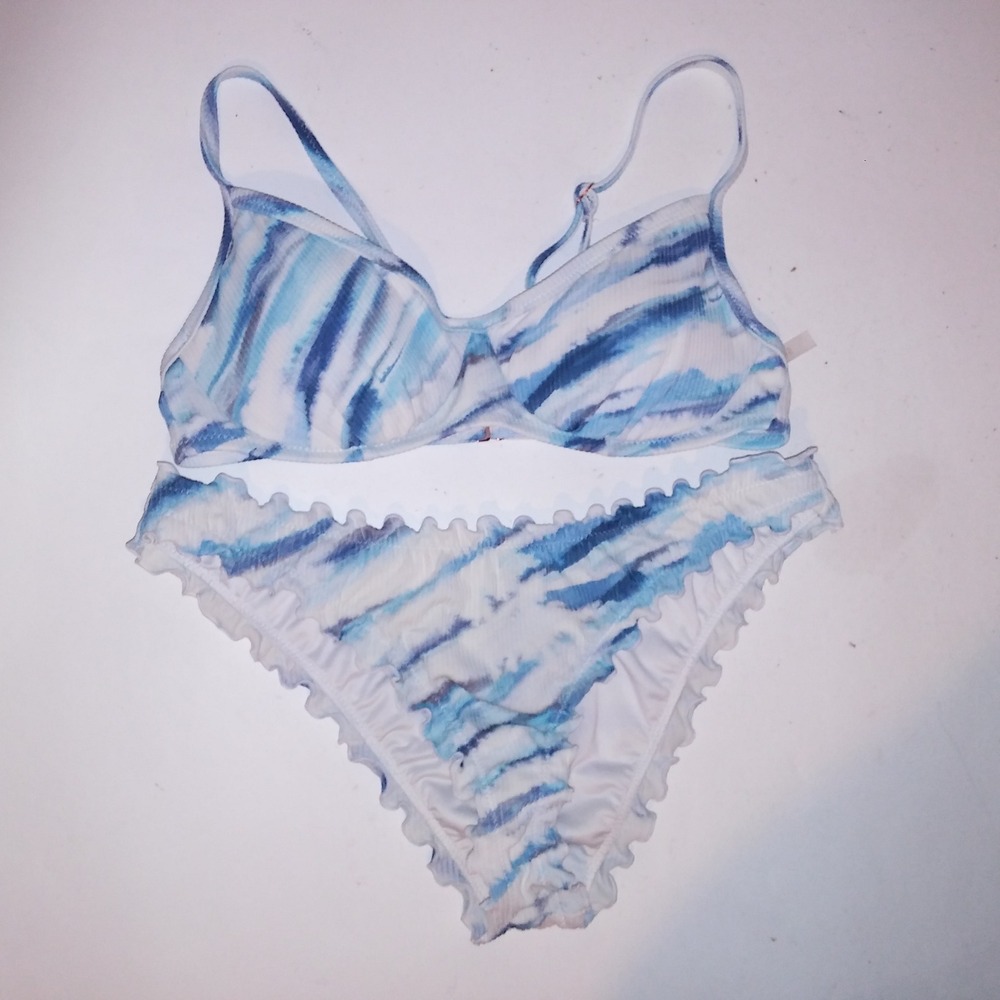Shade & Shore Swim Bikini  32B Top Small Bottom Blue White Tie Dye Ruffle